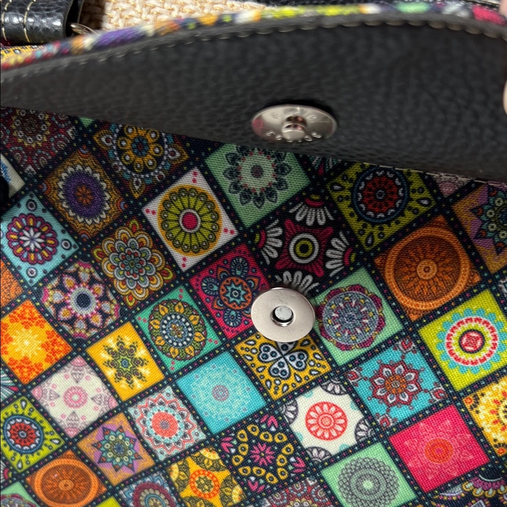 Multicolor Weaved Patterned Tote Bag with Black Accents New no tags - Picture 2 of 8